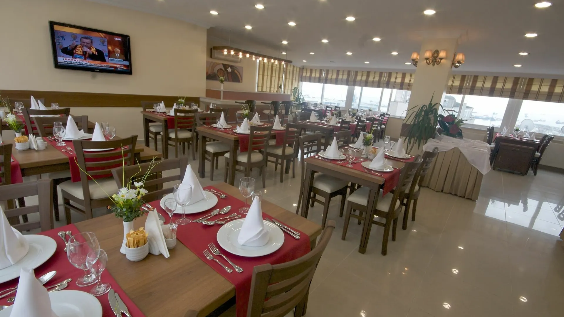 Grand Unal Hotel Istanbul 3*,