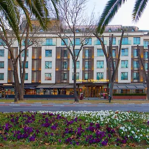Ξενοδοχείο Dosso Dossi & Downtown