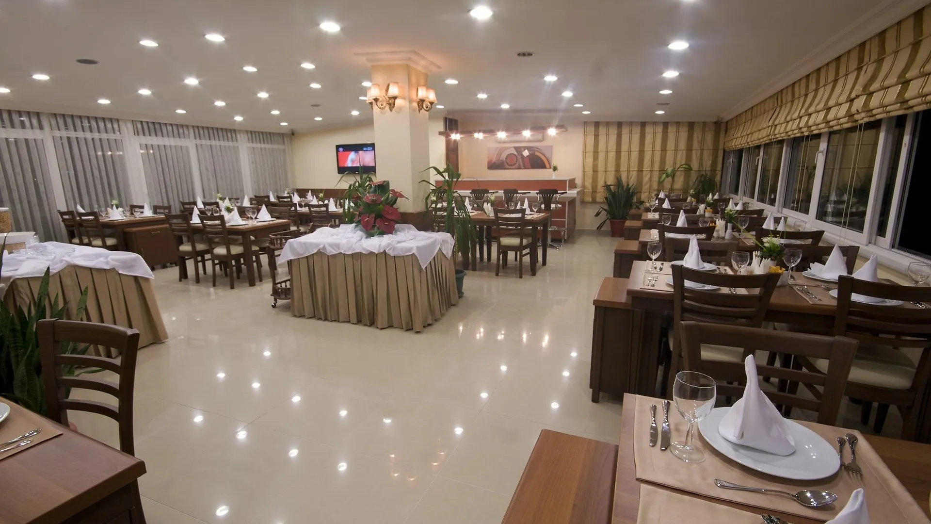 ***  איסטמבול Grand Unal Hotel טורקיה